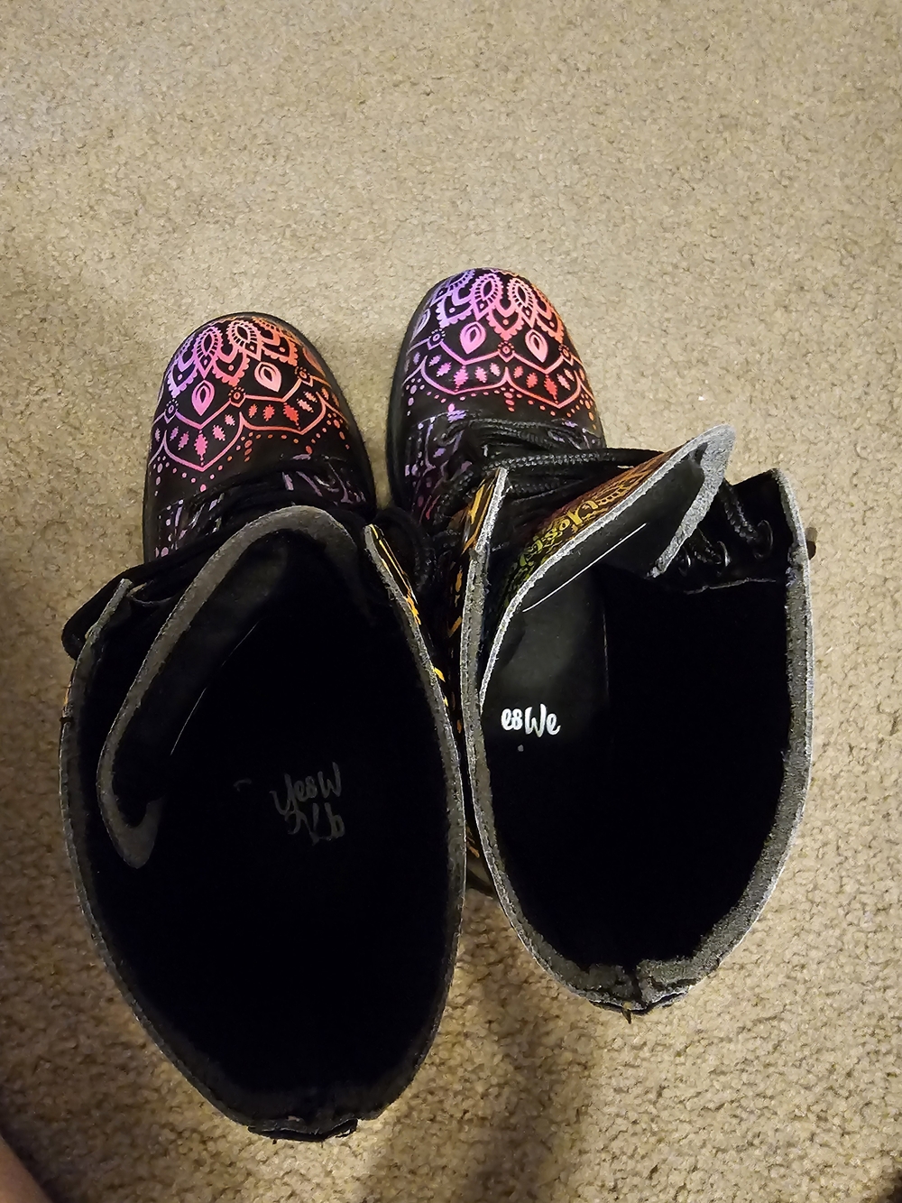 Yes We Vibe Chakra Love Boots - Picture 6 of 6